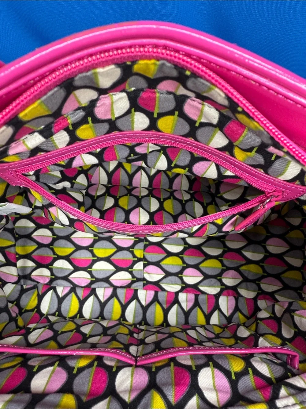 VERA BRADLEY DIAMOND QUILTED TRIMMED TRAPEZE FUCHSIA / PINK SATCHEL HANDBAG